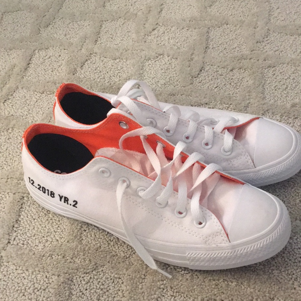 Sneakers ,white Converse size 9-91/2 women’s